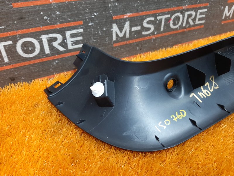 обшивка двери багажника, 670 рублей, Красноярск