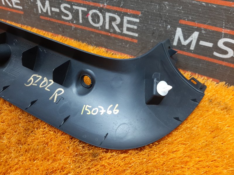 обшивка двери багажника, 670 рублей, Красноярск