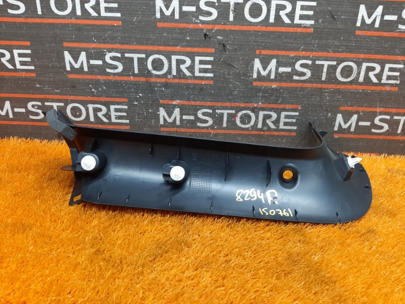 обшивка двери багажника, 670 рублей, Красноярск