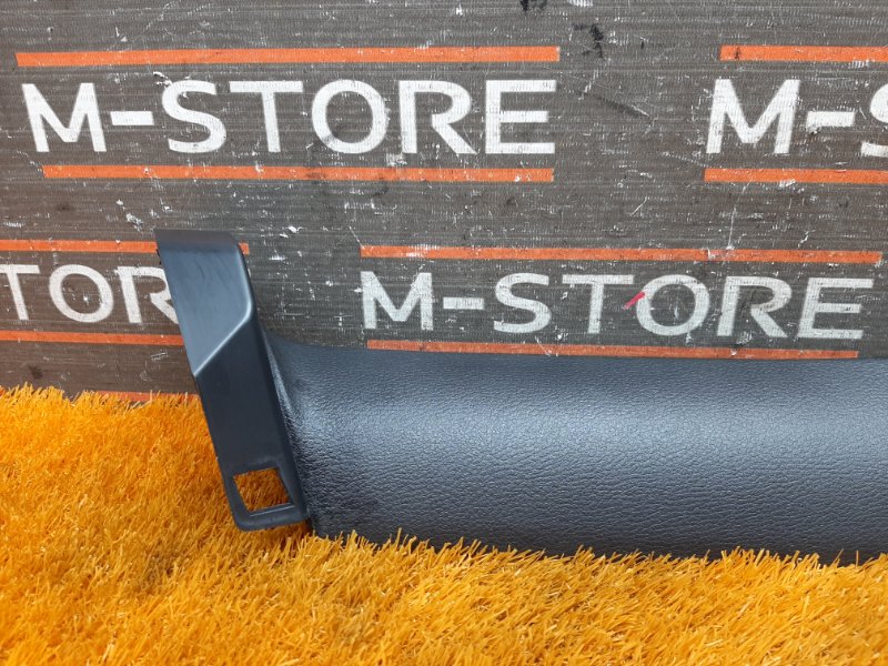 обшивка двери багажника, 670 рублей, Красноярск