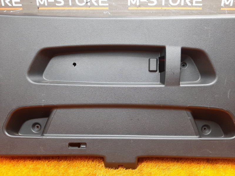 обшивка двери багажника, 980 рублей, Красноярск