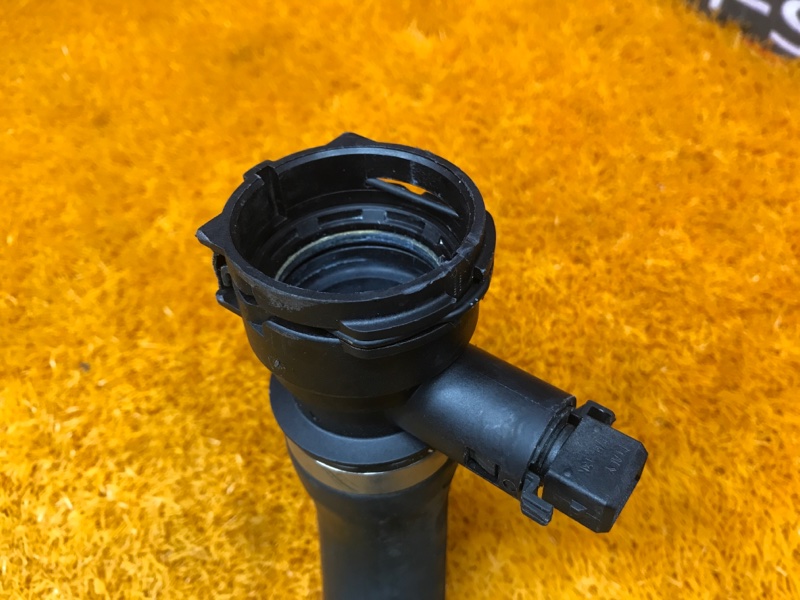 Патрубок системы охлаждения, 1000 рублей, Красноярск