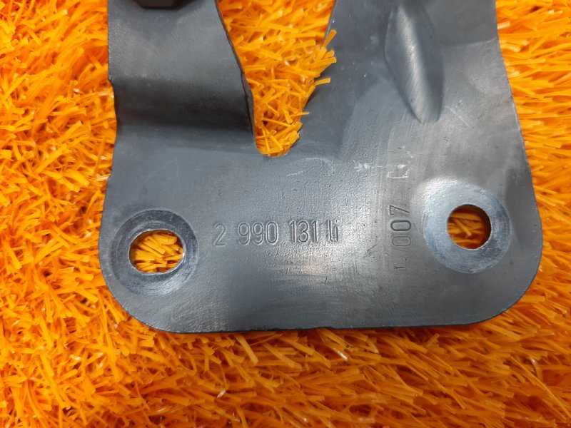 кронштейн амортизатора багажника, 250 рублей, Красноярск