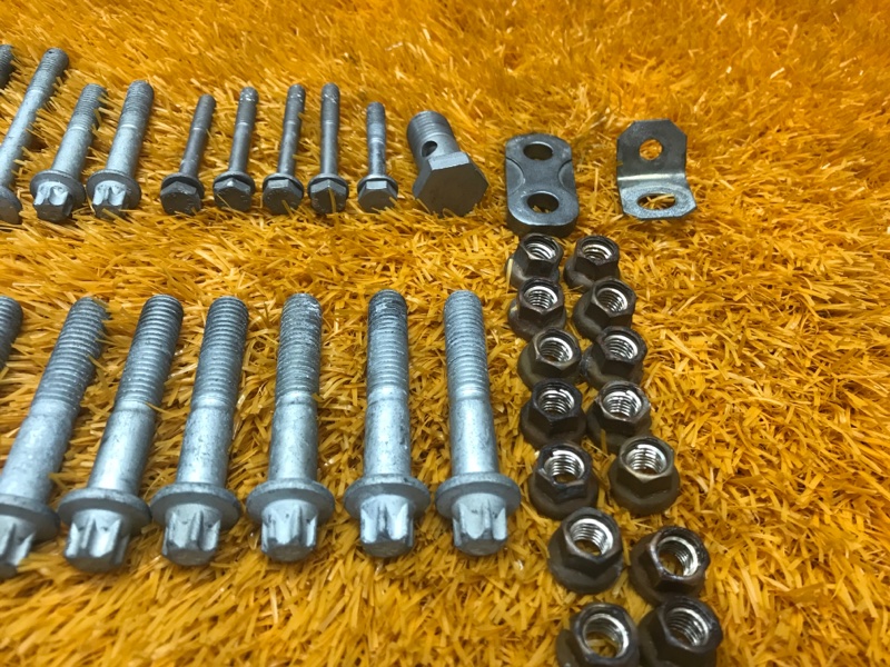 Болты и гайки ДВС, 750 рублей, Красноярск