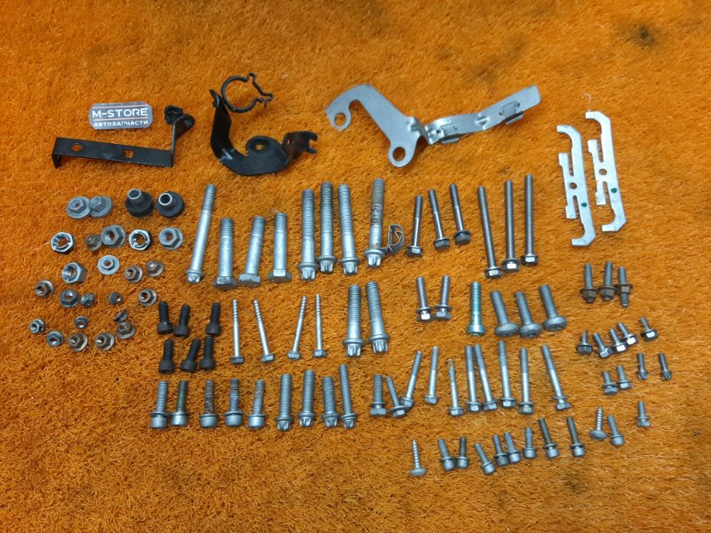 Болты и гайки ДВС, 810 рублей, Красноярск