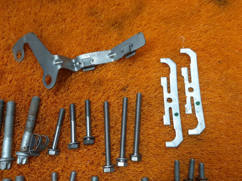 Болты и гайки ДВС, 810 рублей, Красноярск