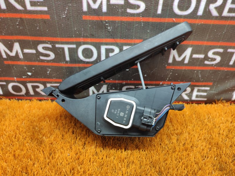 педаль газа, 1000 рублей, Красноярск