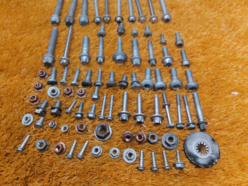 Болты и гайки ДВС, 750 рублей, Красноярск