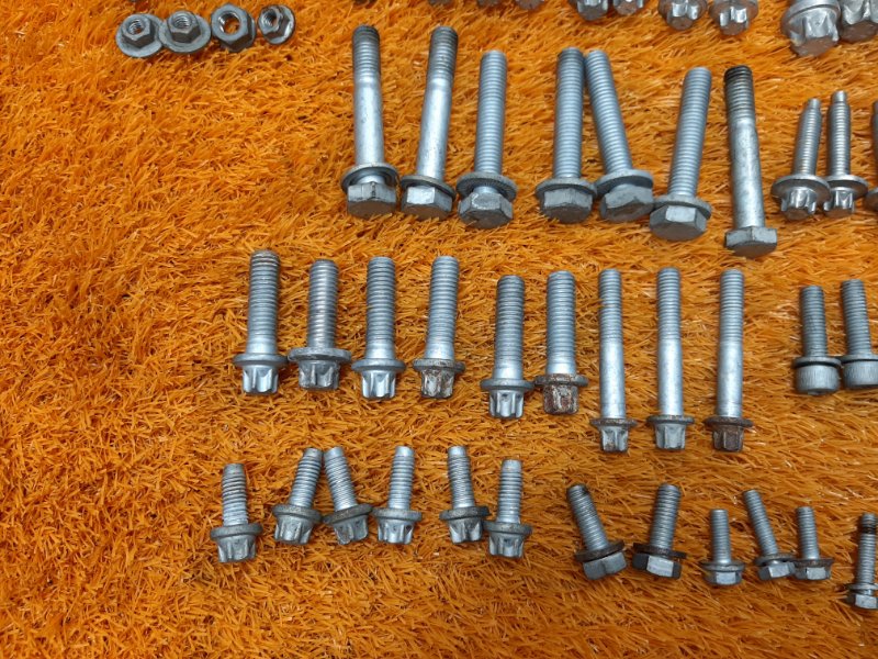 Болты и гайки ДВС, 630 рублей, Красноярск