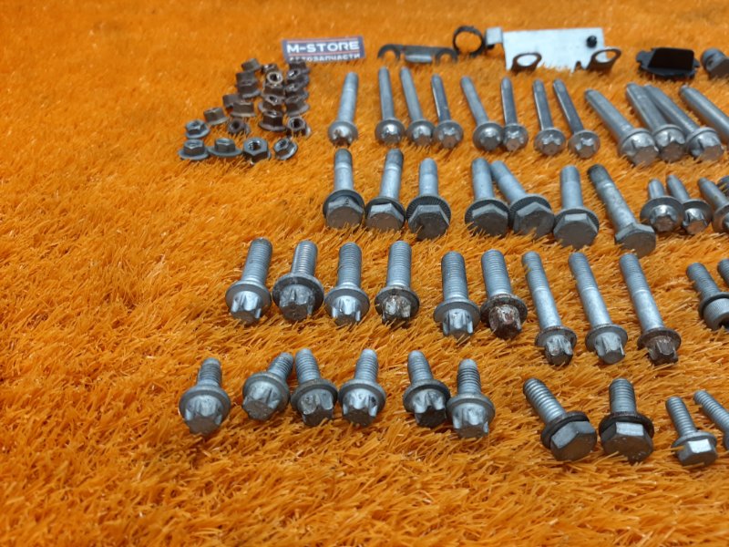 Болты и гайки ДВС, 630 рублей, Красноярск