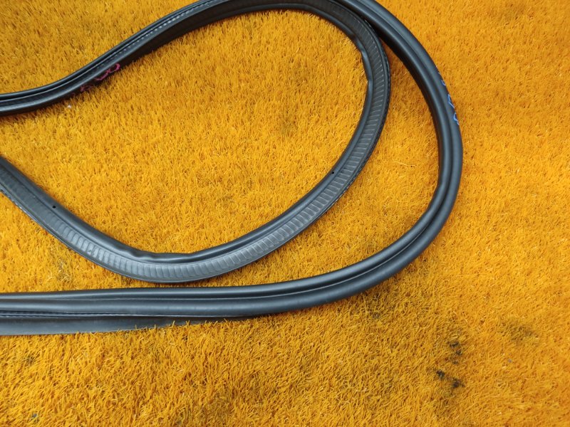 Уплотнитель багажника, 930 рублей, Красноярск