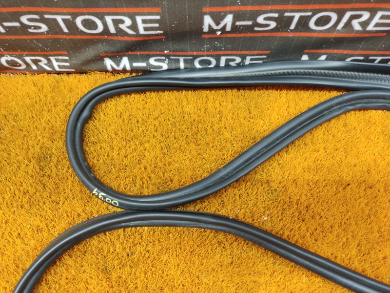 Уплотнитель багажника, 930 рублей, Красноярск