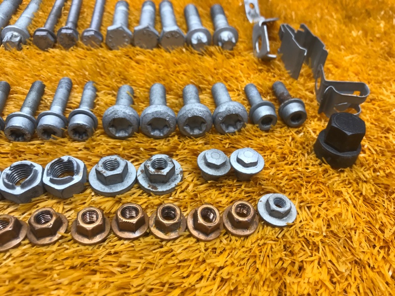 Болты и гайки ДВС, 630 рублей, Красноярск