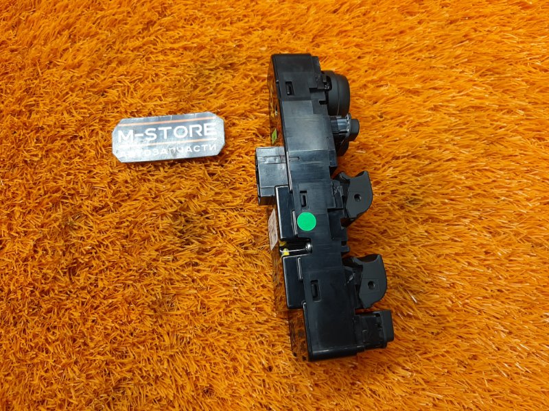 Блок управления стеклоподъемниками, 2000 рублей, Красноярск