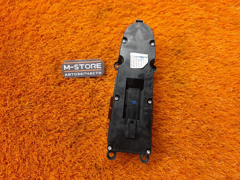 Блок управления стеклоподъемниками, 2000 рублей, Красноярск