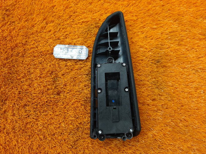 Блок управления стеклоподъемниками, 1000 рублей, Красноярск