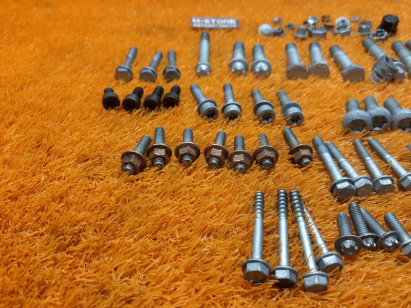 Болты и гайки ДВС, 630 рублей, Красноярск