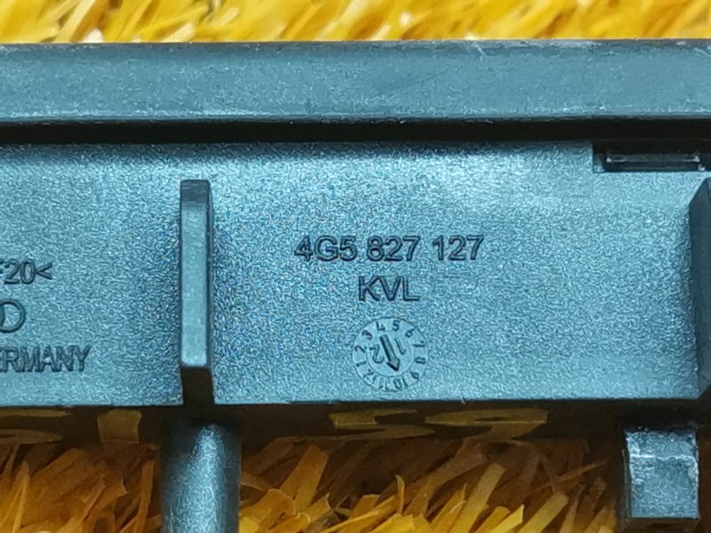 Отбойник крышки багажника, 400 рублей, Красноярск