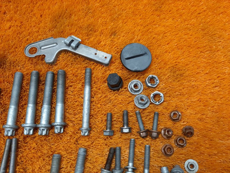 Болты и гайки ДВС, 630 рублей, Красноярск