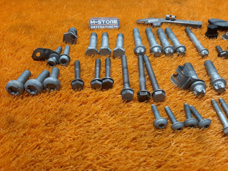 Болты и гайки ДВС, 630 рублей, Красноярск