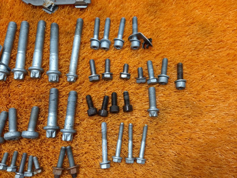 Болты и гайки ДВС, 630 рублей, Красноярск