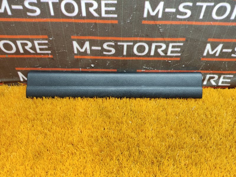 Накладка на порог салона, 540 рублей, Красноярск