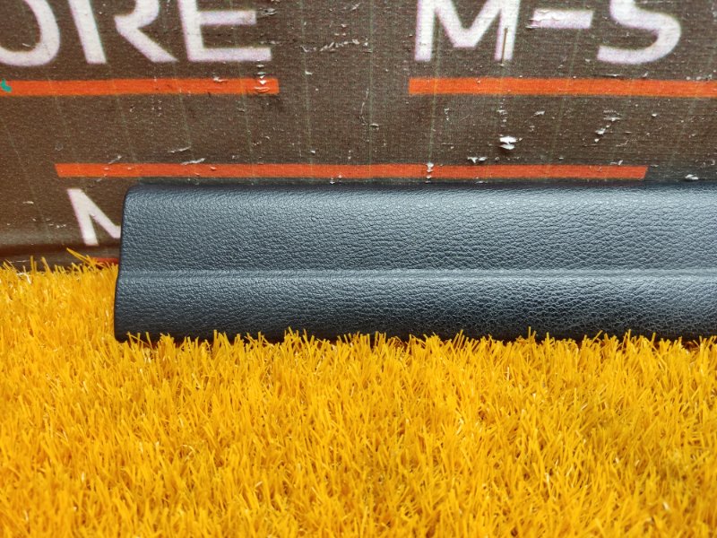 Накладка на порог салона, 540 рублей, Красноярск