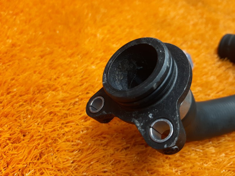 Патрубок системы охлаждения, 1000 рублей, Красноярск