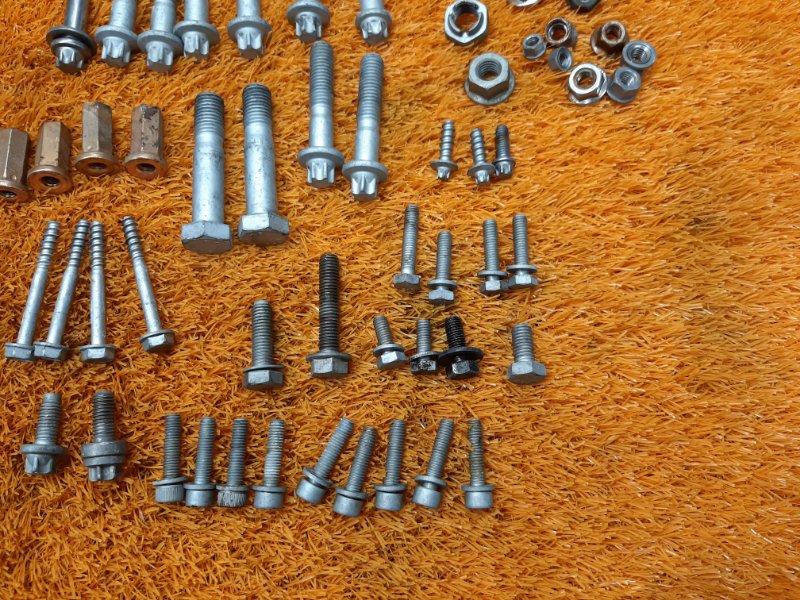 Болты и гайки ДВС, 630 рублей, Красноярск