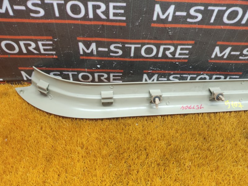 Накладка на порог салона, 350 рублей, Красноярск