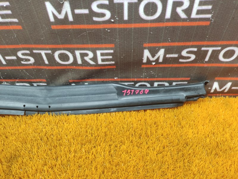 Уплотнитель капота, 510 рублей, Красноярск