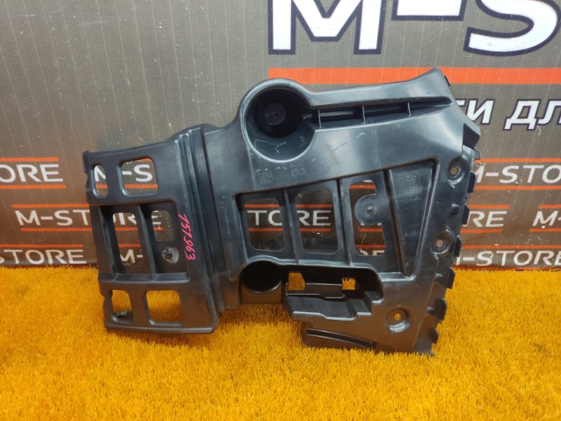 крепление бампера, 900 рублей, Красноярск