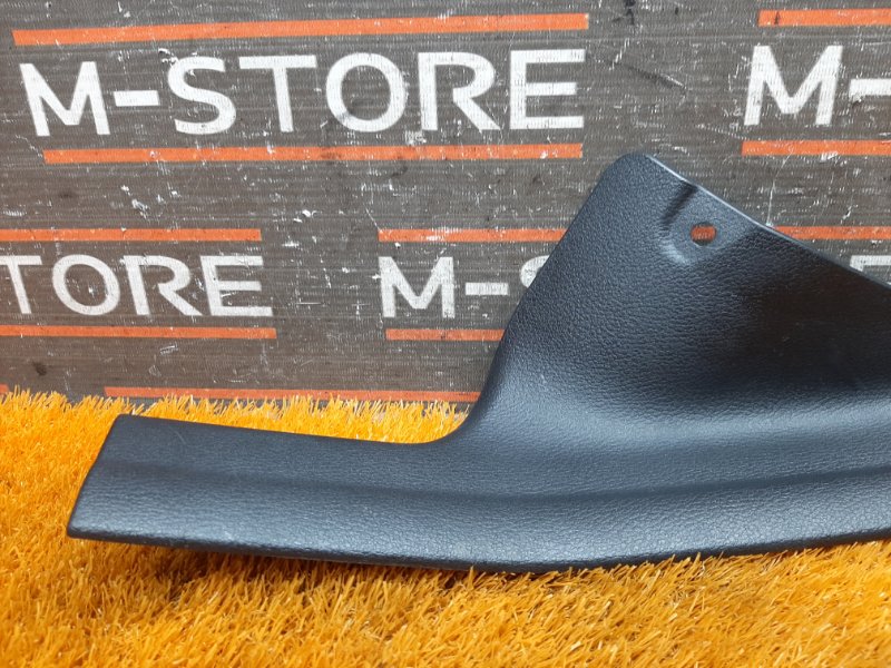 Накладка на порог салона, 540 рублей, Красноярск