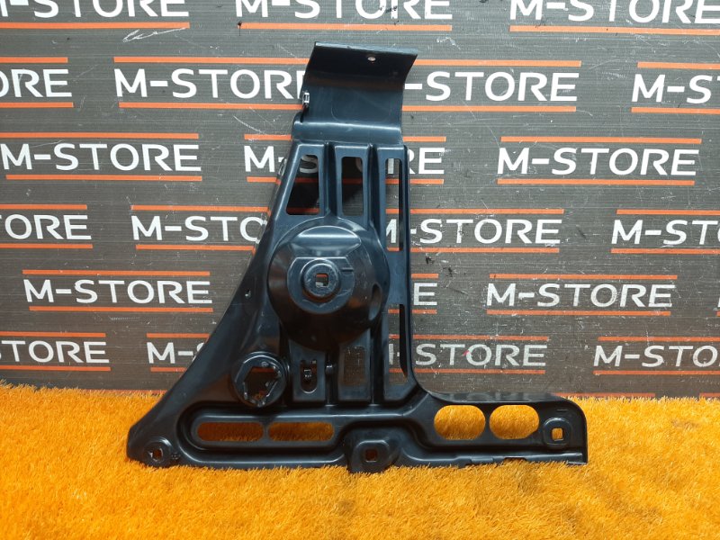 крепление бампера, 630 рублей, Красноярск