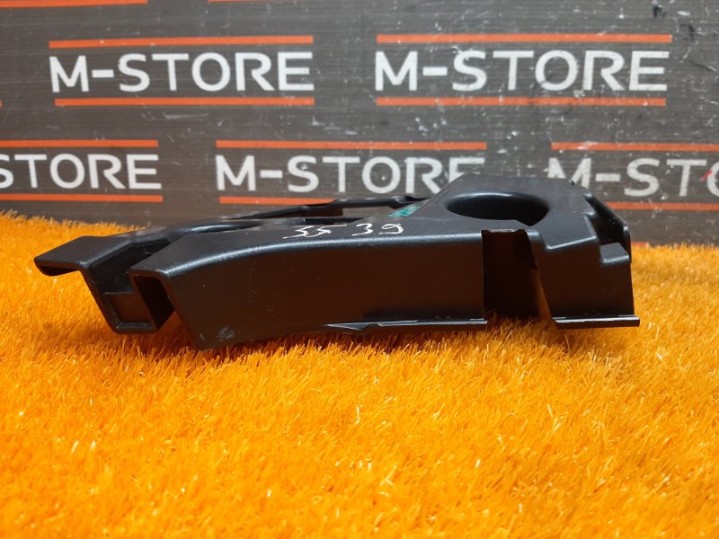 крепление бампера, 750 рублей, Красноярск