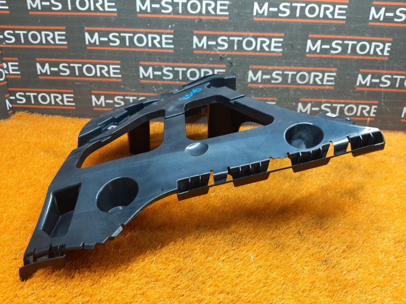 крепление бампера, 1500 рублей, Красноярск