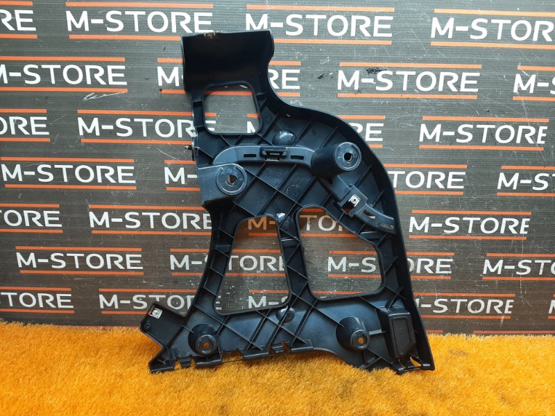 крепление бампера, 1500 рублей, Красноярск