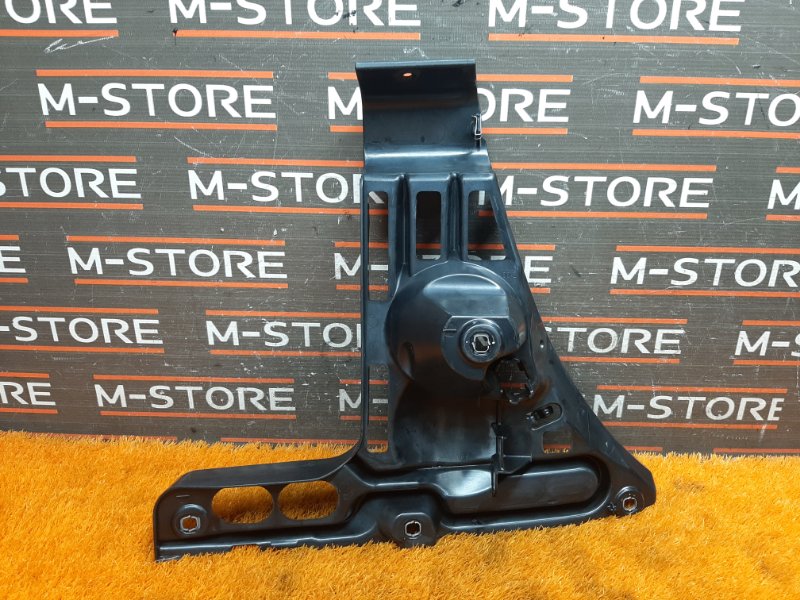 крепление бампера, 630 рублей, Красноярск