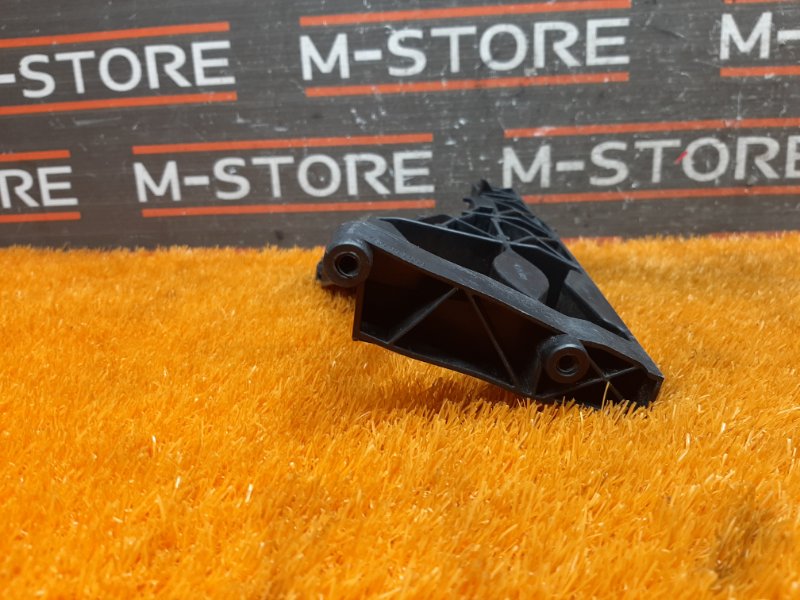 кронштейн фары, 1520 рублей, Красноярск