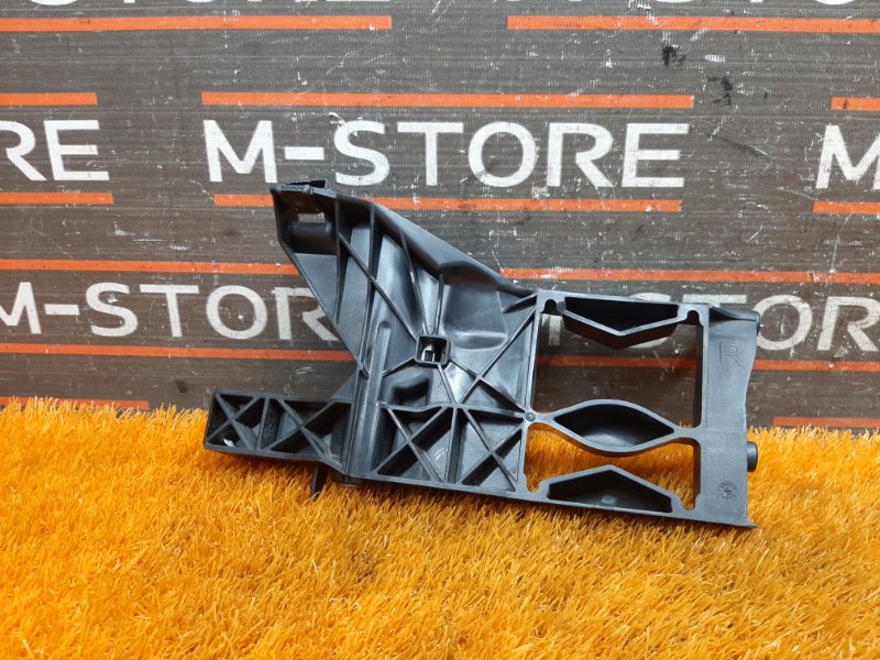 кронштейн фары, 1520 рублей, Красноярск