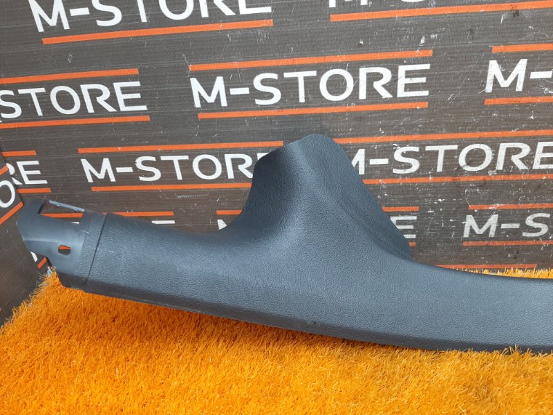 Накладка на порог салона, 980 рублей, Красноярск