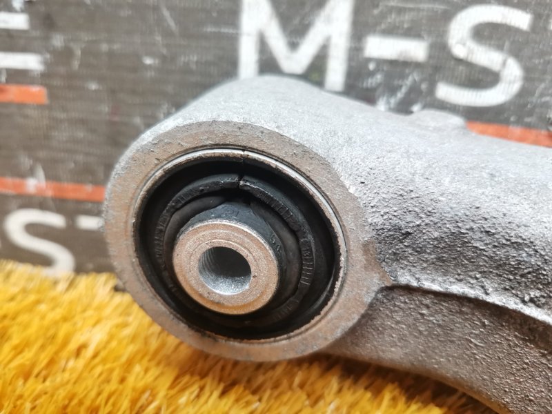 Рычаг подвески нижний, 1000 рублей, Красноярск