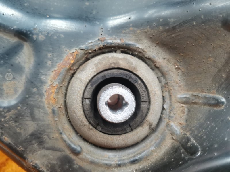 Балка поперечная (подрамник), 6000 рублей, Красноярск