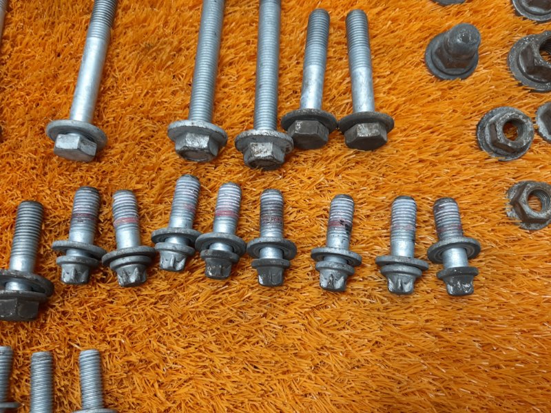 Болты и гайки задней подвески, 600 рублей, Красноярск