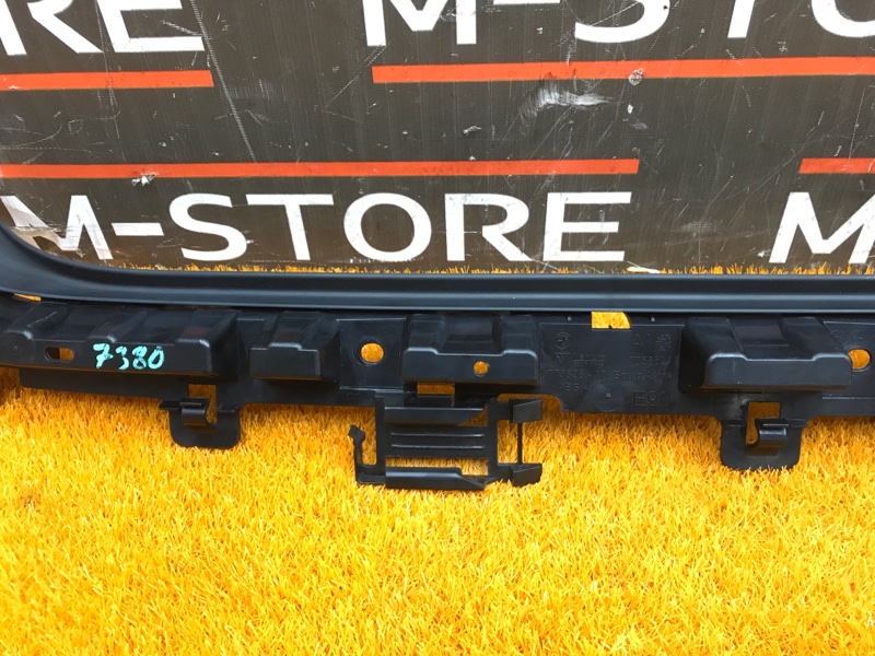 крепление бампера, 500 рублей, Красноярск