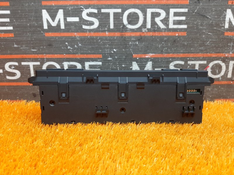 Блок кнопок (подогрев сидений), 2080 рублей, Красноярск