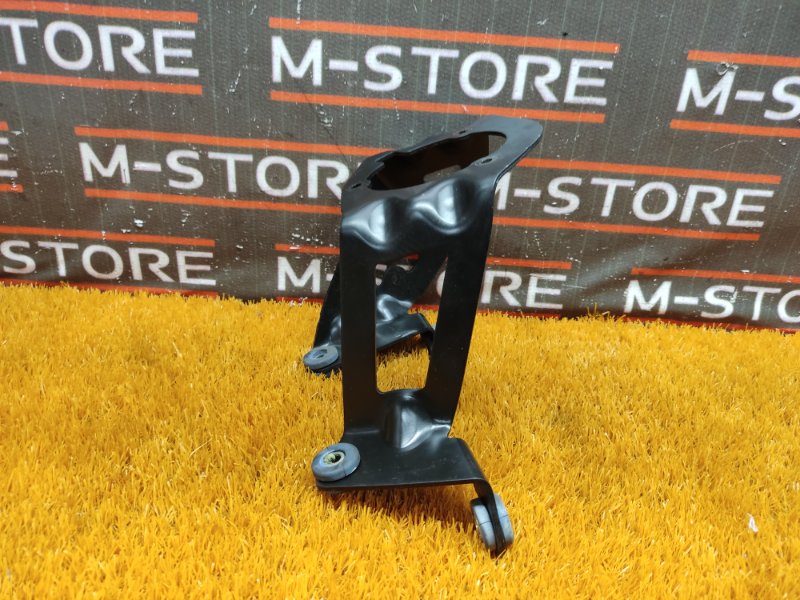 кронштейн насоса продувки катализатора, 340 рублей, Красноярск