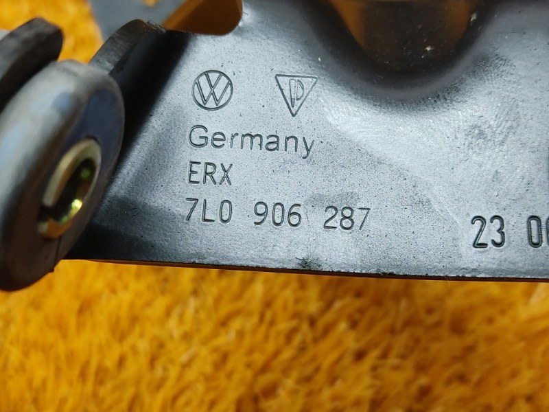 кронштейн насоса продувки катализатора, 340 рублей, Красноярск