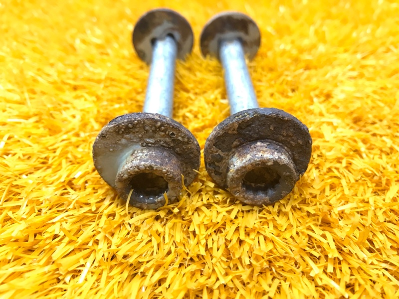 Болт развальный, 450 рублей, Красноярск