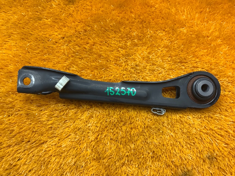 Рычаг подвески верхний, 1000 рублей, Красноярск